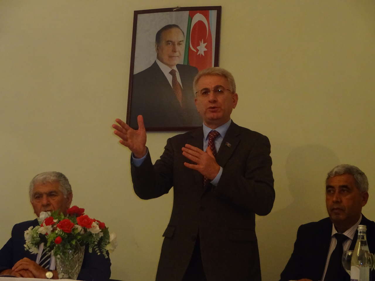 Bəxtiyar Əliyevin Bərdədə seçicilərlə görüşləri davam edir (FOTO)