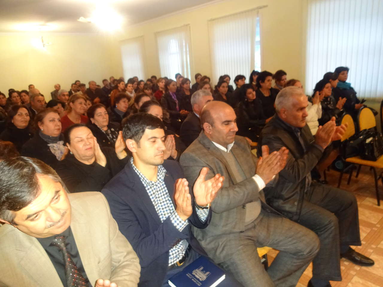 Bəxtiyar Əliyevin Bərdədə seçicilərlə görüşləri davam edir (FOTO)