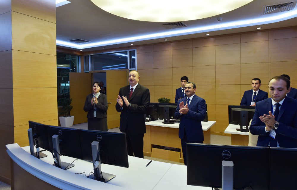 Prezident İlham Əliyev Ceyranbatan Ultrasüzgəcli Sutəmizləyici Qurğular Kompleksinin açılışında iştirak edib (FOTO)