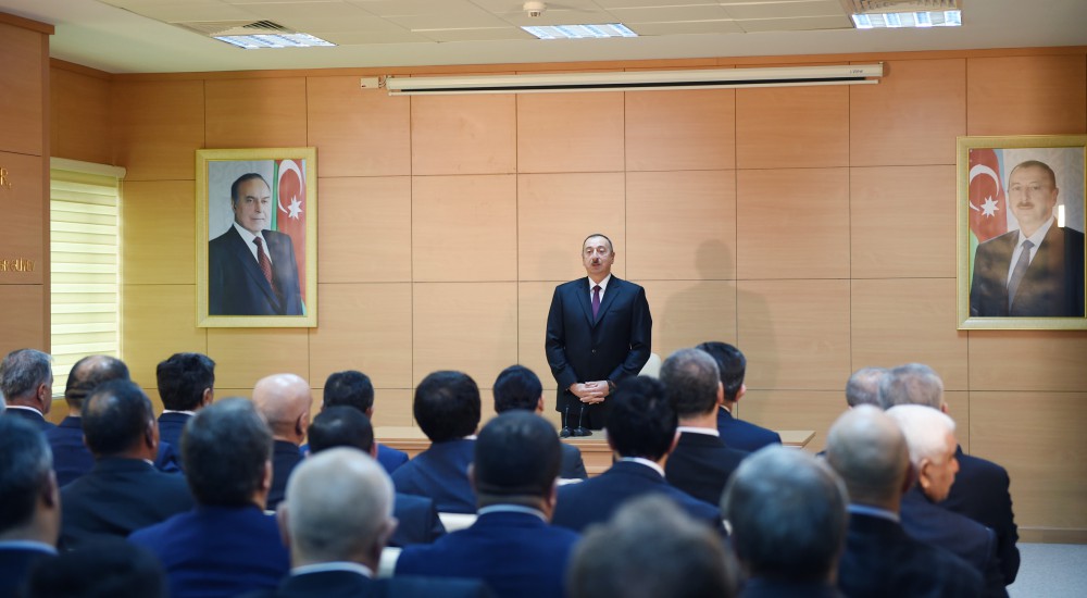 Prezident İlham Əliyev Ceyranbatan Ultrasüzgəcli Sutəmizləyici Qurğular Kompleksinin açılışında iştirak edib (FOTO)
