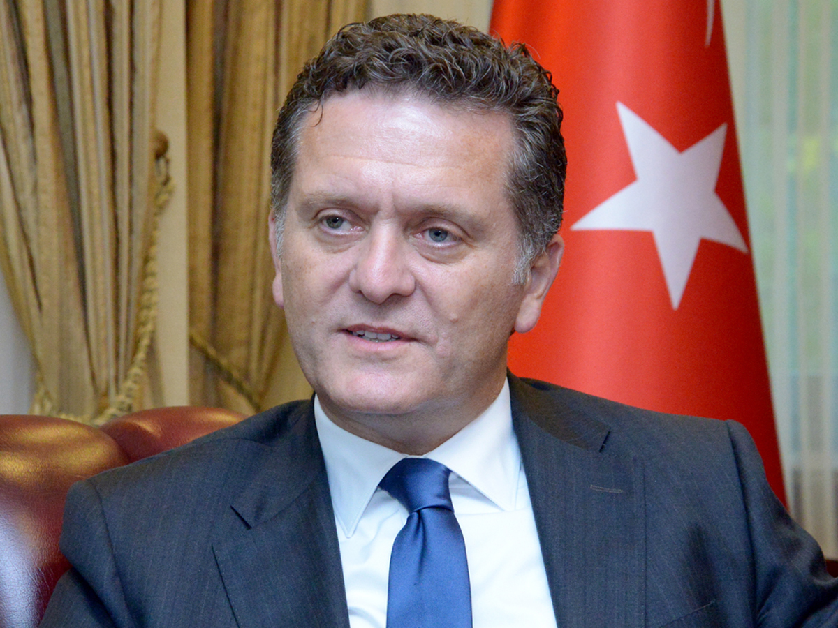 Səfir: Türkiyə-Rusiya məsələsini həll etmək üçün üçüncü tərəfə ehtiyac olmamalıdır