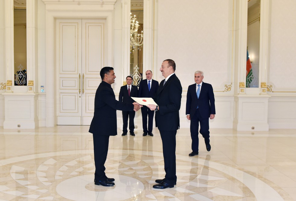 İlham Əliyev Misir və Hindistan səfirlərinin etimadnaməsini qəbul edib (ƏLAVƏ OLUNUB) (FOTO)