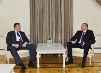 Prezident İlham Əliyev Rusiya Dövlət Dumasının komitə sədrini qəbul edib (FOTO)