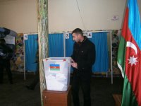 Məhbuslar səsvermə prosesində - Fotoreportaj