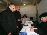 Məhbuslar səsvermə prosesində - Fotoreportaj
