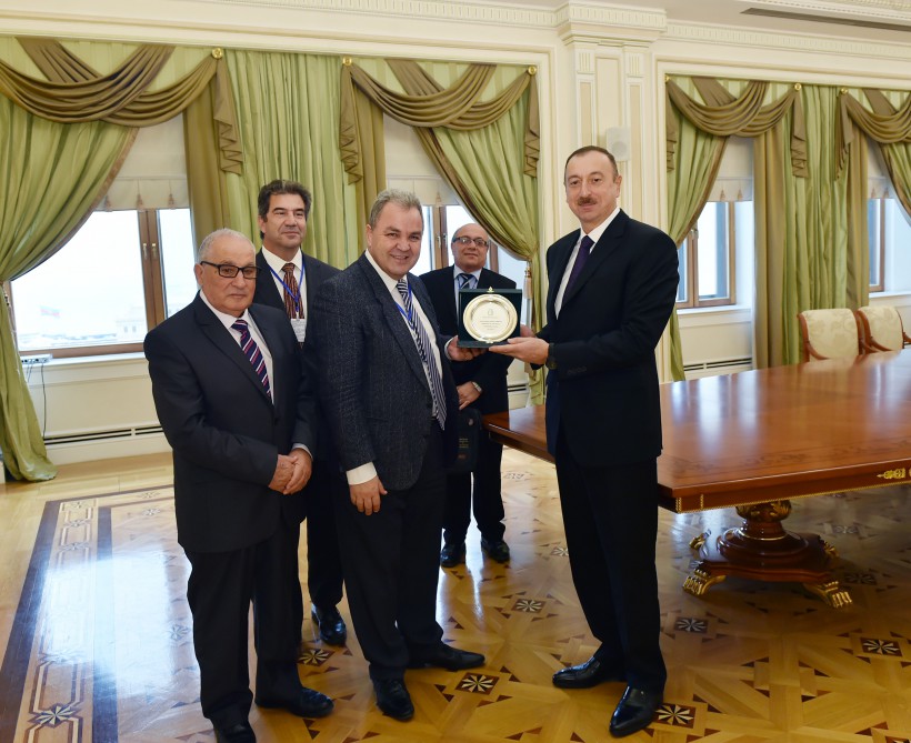 İlham Əliyev: ATƏT öz mandatını kobud şəkildə pozaraq parlament seçkilərini müşahidə etməmək barədə qərar qəbul edib (FOTO)