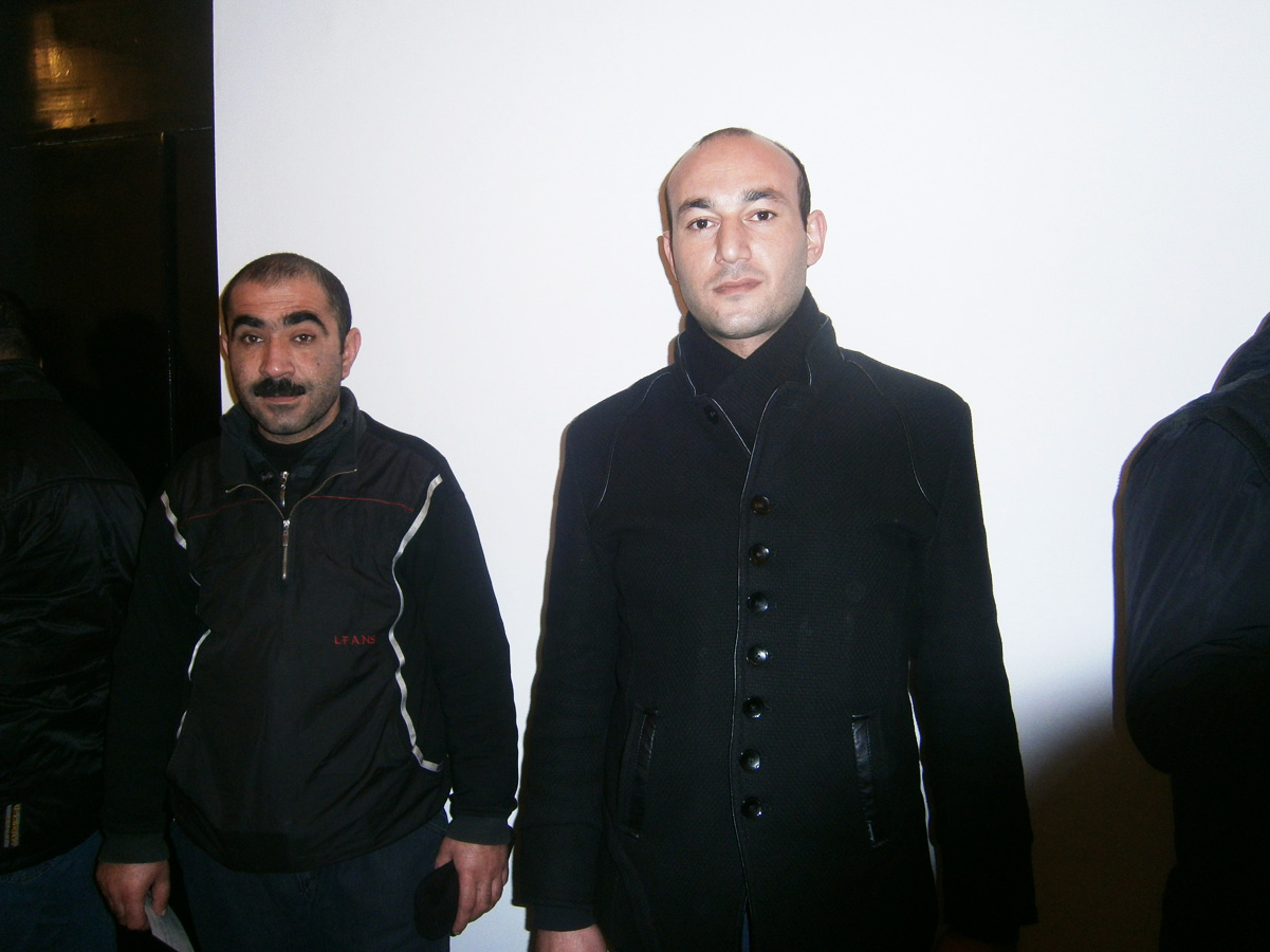 Məhbuslar səsvermə prosesində - Fotoreportaj