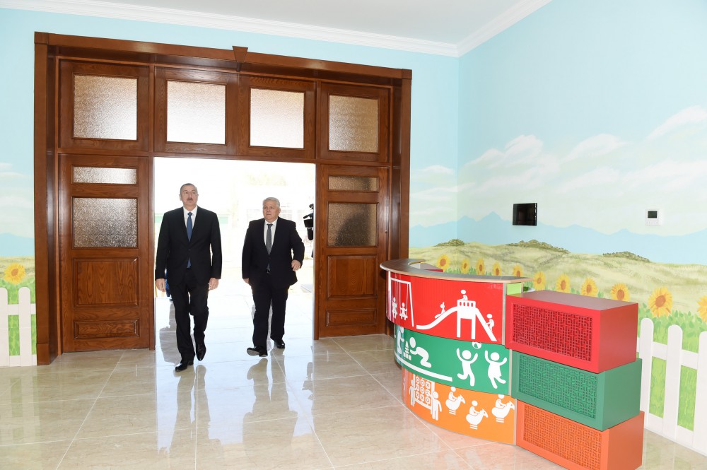 Şəkidə Heydər Əliyev Fondunun təşəbbüsü ilə tikilən uşaq bağçasında hər cür şərait yaradılıb (FOTO)