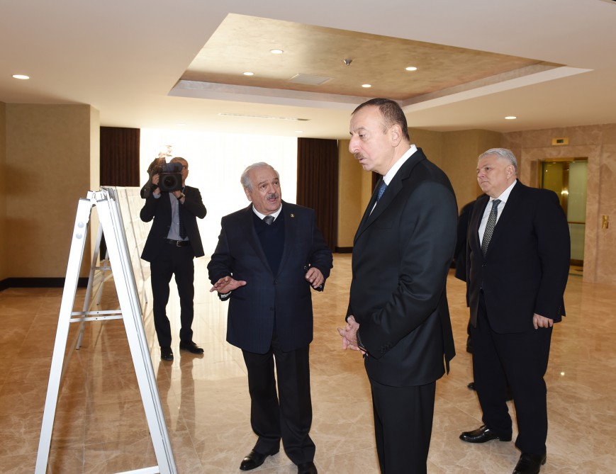 İlham Əliyev Şəkidə "Marxal" sanatoriya-istirahət kompleksində tikinti işlərinin gedişi ilə tanış olub (FOTO)