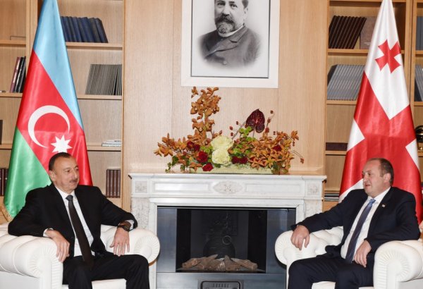 Azərbaycan və Gürcüstan prezidentlərinin təkbətək görüşü olub (FOTO)