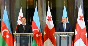 Prezident İlham Əliyev: Azərbaycanla Gürcüstanın əlaqələrinin təməlində xalqlarımızın birliyi, birgə tariximiz və qardaşlığımız dayanır
