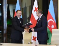 Azərbaycan və Gürcüstan prezidentləri Birgə Bəyannamə imzalayıblar (FOTO)