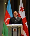 Tbilisidə İlham Əliyevin şərəfinə rəsmi nahar verilib (FOTO)
