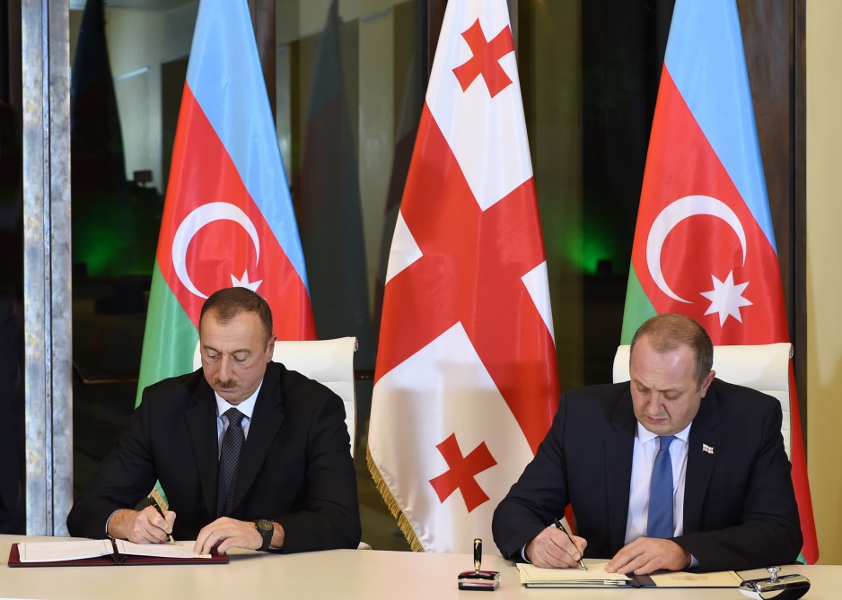 Azərbaycan və Gürcüstan prezidentləri Birgə Bəyannamə imzalayıblar (FOTO)