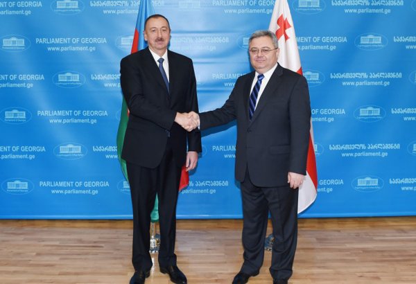 Prezident İlham Əliyev Gürcüstan parlamentinin sədri ilə görüşüb (FOTO)