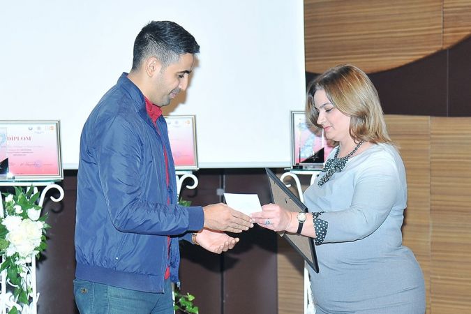 “Azərbaycan ailəsi-2015” film festivalının qalibləri mükafatlandırılıblar (FOTO)