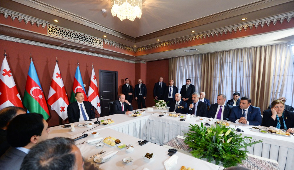 Azərbaycan və Gürcüstan prezidentləri Marneulidə “Çay evi” tədris mərkəzi ilə tanış olublar (FOTO)