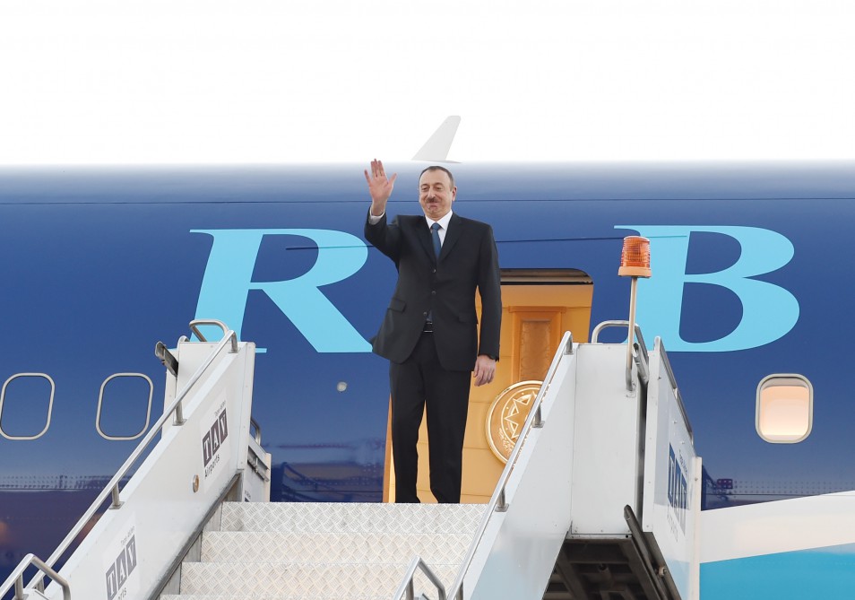 Prezident İlham Əliyevin Gürcüstana səfəri başa çatıb (FOTO)