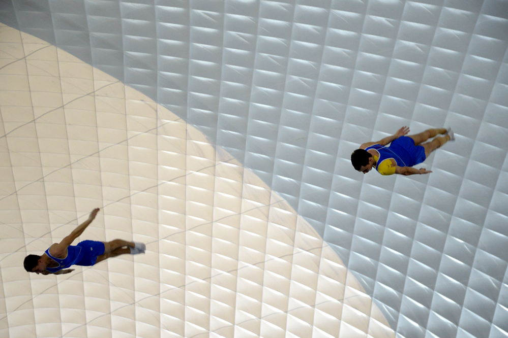 Batut gimnastikası və tamblinq üzrə Azərbaycan çempionatı başlayıb (FOTO)