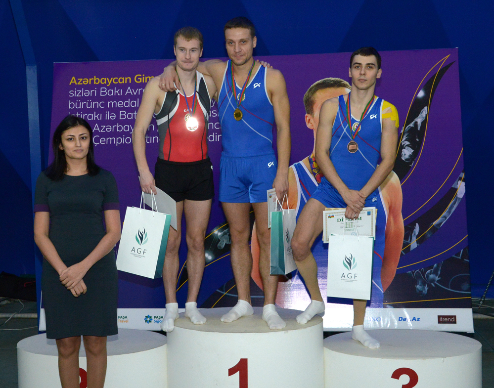 Batut gimnastikası və tamblinq üzrə Azərbaycan çempiontında mükafatlandırılma mərasimi keçirilib (FOTO)