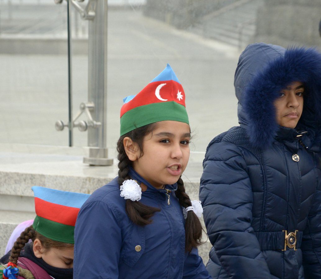 Bakıda "Bayrağımız - qürur mənbəyimizdir!" devizi altında veloyürüş keçirilib (FOTO)