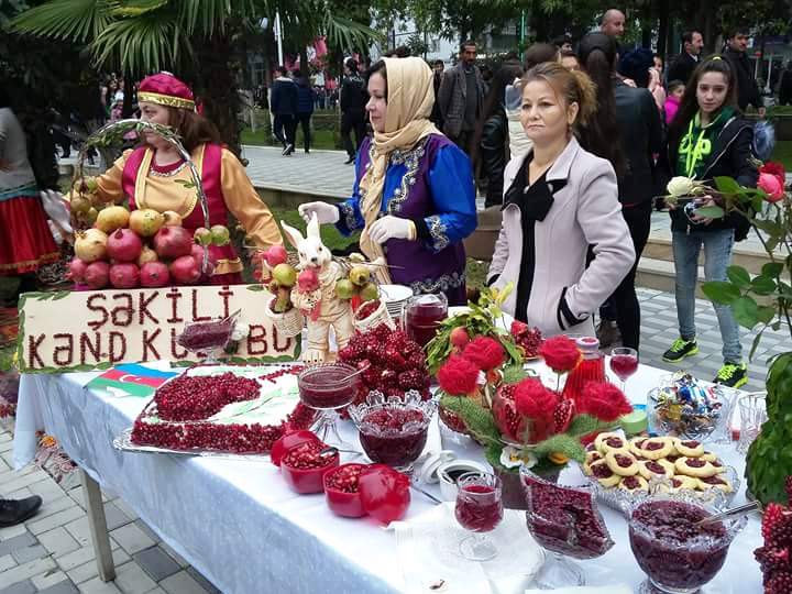 Göyçayda yubiley Nar bayramı (FOTO)