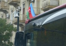 Dövlət Bayrağı Günü münasibətilə bayraq libasına bürünmüş Bakı (FOTO)