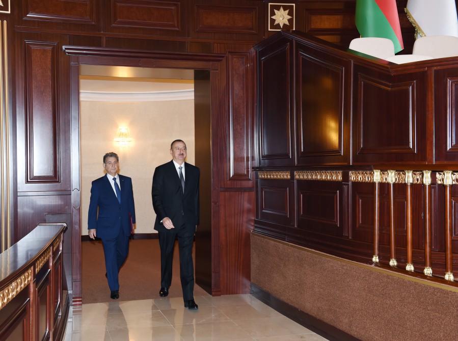 Prezident İlham Əliyev AMEA-nın 70 illik yubileyinə həsr olunmuş ümumi yığıncaqda iştirak edib (FOTO)