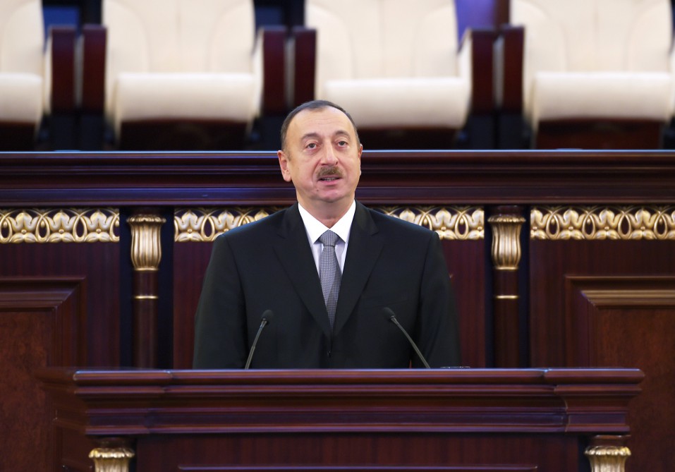 Prezident İlham Əliyev AMEA-nın 70 illik yubileyinə həsr olunmuş ümumi yığıncaqda iştirak edib (FOTO)