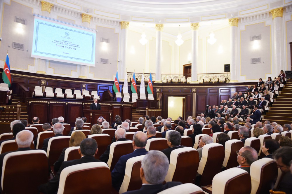 Prezident İlham Əliyev AMEA-nın 70 illik yubileyinə həsr olunmuş ümumi yığıncaqda iştirak edib (FOTO)