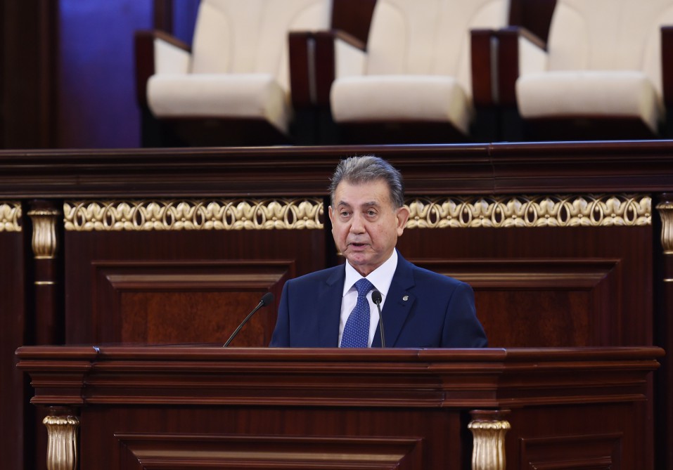 Prezident İlham Əliyev AMEA-nın 70 illik yubileyinə həsr olunmuş ümumi yığıncaqda iştirak edib (FOTO)