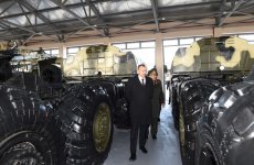 Prezident İlham Əliyev Müdafiə Nazirliyi Hərbi-Hava Qüvvələrinin hərbi şəhərciyində yaradılan şəraitlə tanış olub (FOTO)