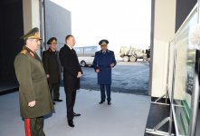 Prezident İlham Əliyev Müdafiə Nazirliyi Hərbi-Hava Qüvvələrinin hərbi şəhərciyində yaradılan şəraitlə tanış olub (FOTO)