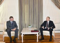 Prezident İlham Əliyev BMT-nin Azərbaycandakı rezident əlaqələndiricisini qəbul edib  (FOTO)