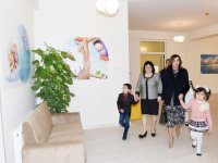 Mehriban Əliyeva Mərdəkanda körpələr evi-uşaq bağçasının açılışında iştirak edib (FOTO)