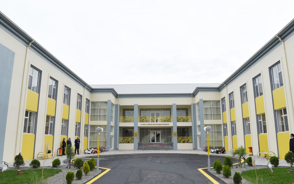 Mehriban Əliyeva Mərdəkanda körpələr evi-uşaq bağçasının açılışında iştirak edib (FOTO)