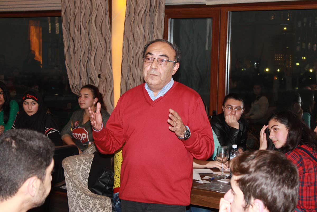 ADPU-da "Nə? Harada? Nə Zaman" oyunu üzrə açılış kubokunun finalı (FOTO)