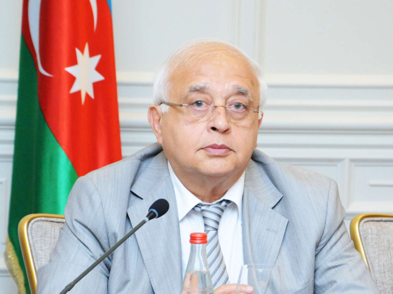 Xalq yazıçısı Elçin: Vaqifin məqbərəsinin açılışında ikinci dəfə iştirak etməyimdən qürur duyuram