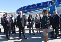 Prezident İlham Əliyev və xanımı Türkiyəyə işgüzar səfərə gəliblər (FOTO)