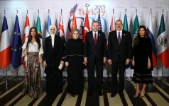 Prezident İlham Əliyev və xanımı Mehriban Əliyeva Antalyada rəsmi naharda iştirak ediblər (FOTO)