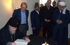 Allahşükür Paşazadə: Terrorçu qüvvələr əbəs yerə Fransanı hədəfə götürməyiblər (FOTO)