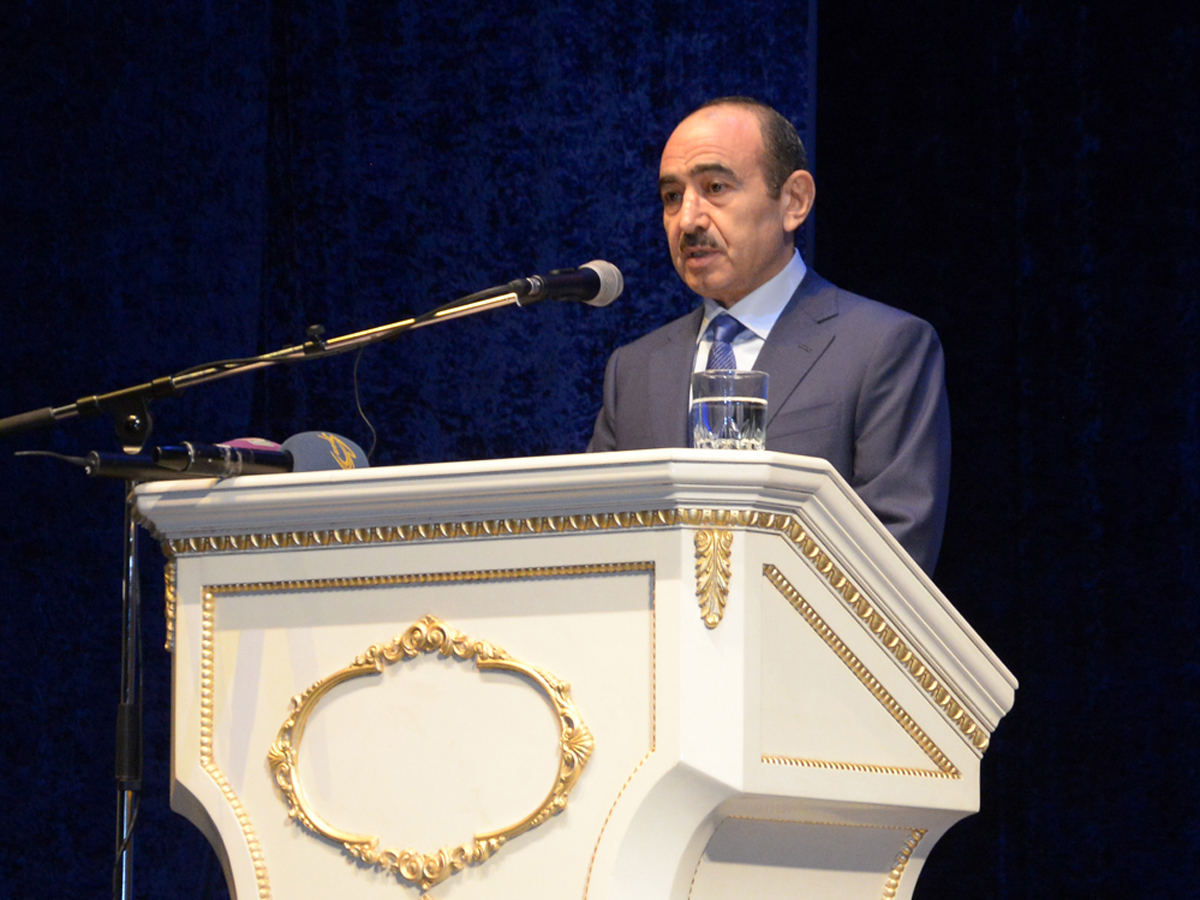 Əli Həsənov: Prezident İlham Əliyevin məqsədyönlü və müstəqil siyasəti nəticəsində Azərbaycan dinamik inkişaf edən, güclü iqtisadiyyata malik ölkəyə çevrilib