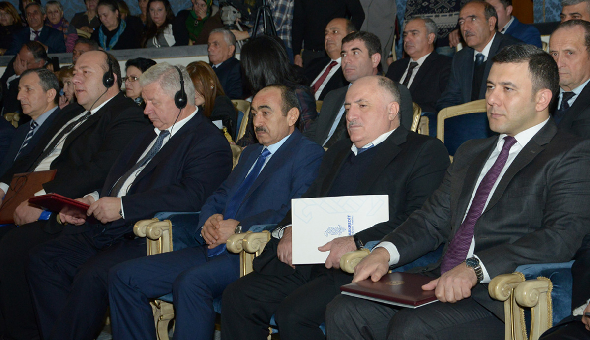 Azərbaycan Həmkarlar İttifaqlarının yaranmasının 110 illiyi münasibətilə yubiley tədbiri keçirilib (FOTO)