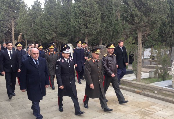 Həlak olmuş polislərin dəfn mərasimi keçirilib (ƏLAVƏ OLUNUB) (FOTO)