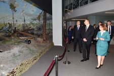 Prezident İlham Əliyev Belarus Dövlət Böyük Vətən Müharibəsi Tarixi Muzeyi ilə tanış olub (FOTO)
