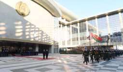 Prezident İlham Əliyevin Belarusda rəsmi qarşılanma mərasimi olub (FOTO)