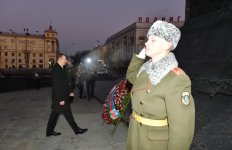 Prezident İlham Əliyev Minskdə "Qələbə" meydanını ziyarət edib (FOTO)