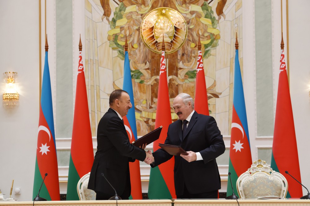 Azərbaycan və Belarus 4 sənəd imzaladılar (FOTO)