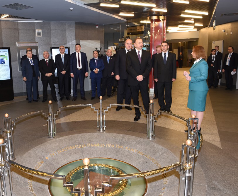 Prezident İlham Əliyev Belarus Dövlət Böyük Vətən Müharibəsi Tarixi Muzeyi ilə tanış olub (FOTO)