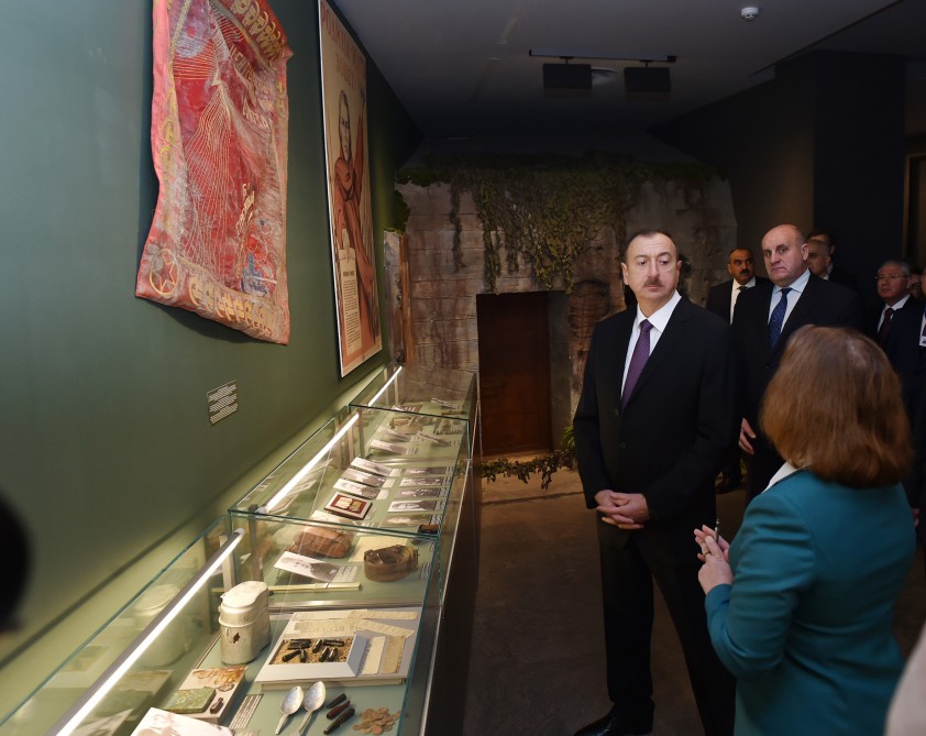 Prezident İlham Əliyev Belarus Dövlət Böyük Vətən Müharibəsi Tarixi Muzeyi ilə tanış olub (FOTO)